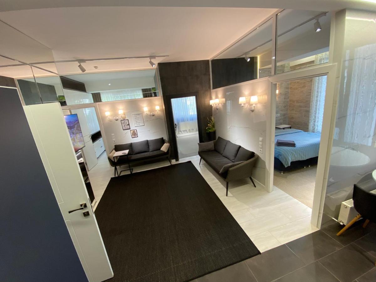 Rentnow Modern Business Apartment With 3 Bedrooms In Centre Kischinau Exterior foto