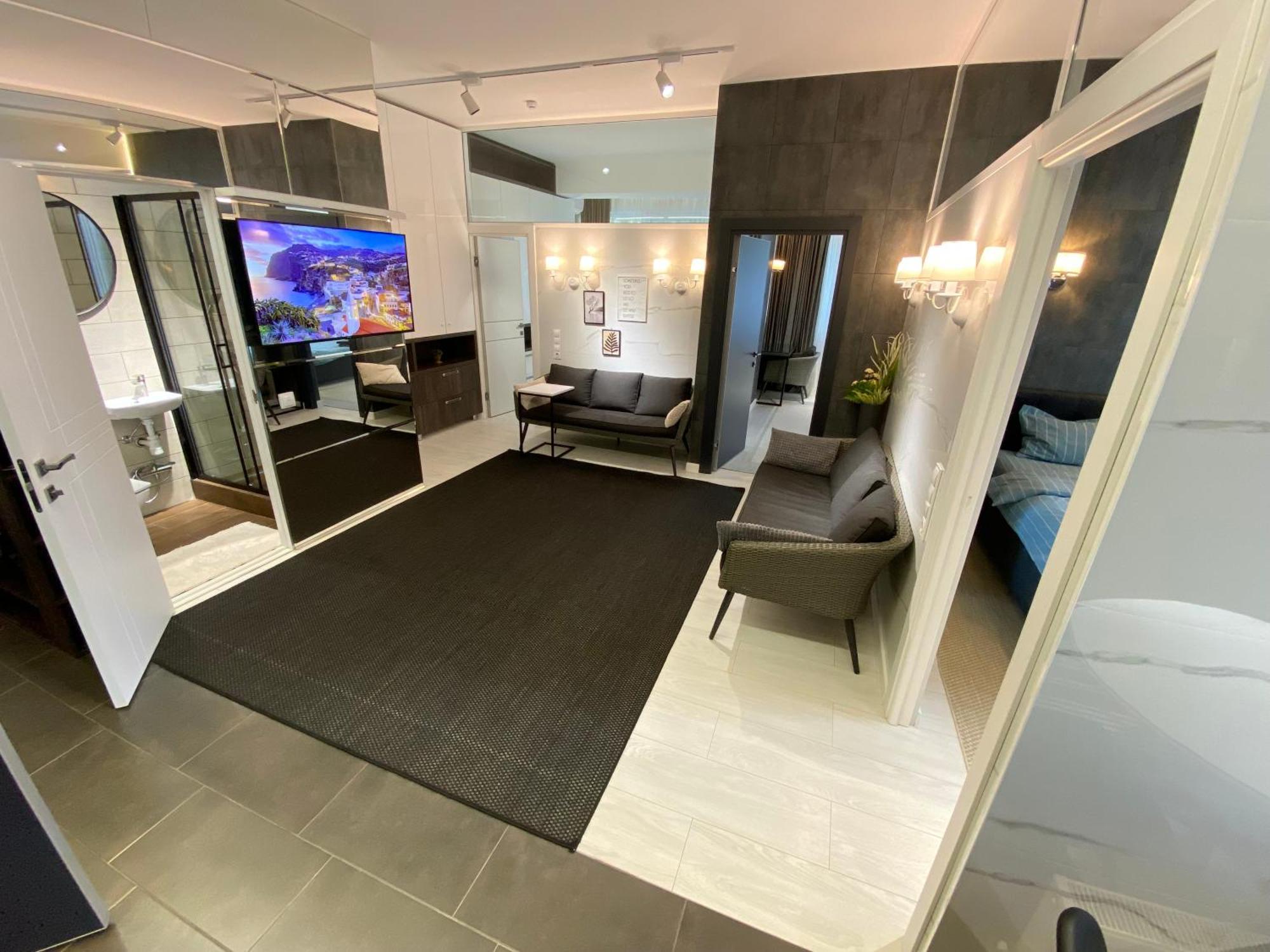 Rentnow Modern Business Apartment With 3 Bedrooms In Centre Kischinau Exterior foto