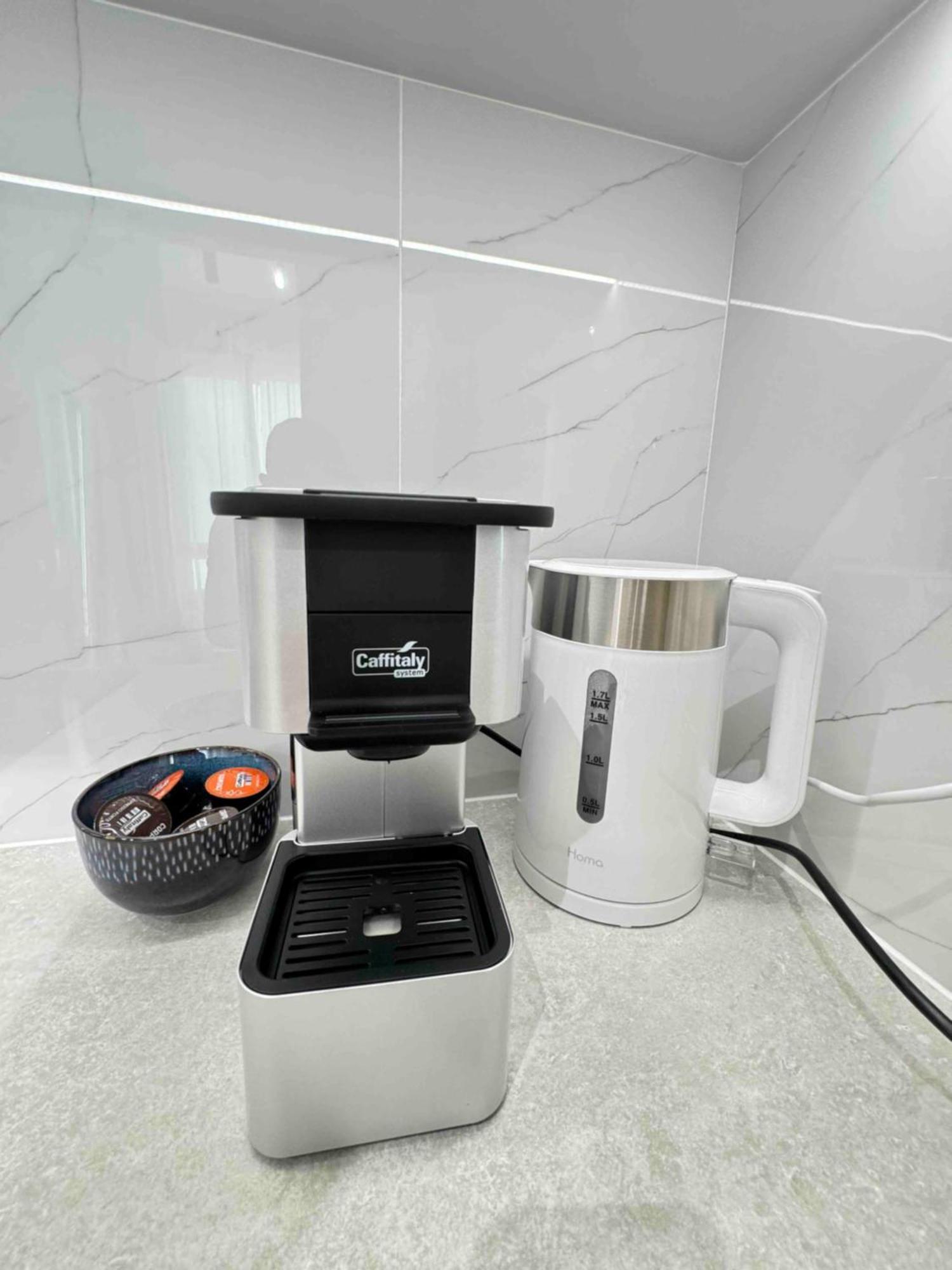 Rentnow Modern Business Apartment With 3 Bedrooms In Centre Kischinau Exterior foto